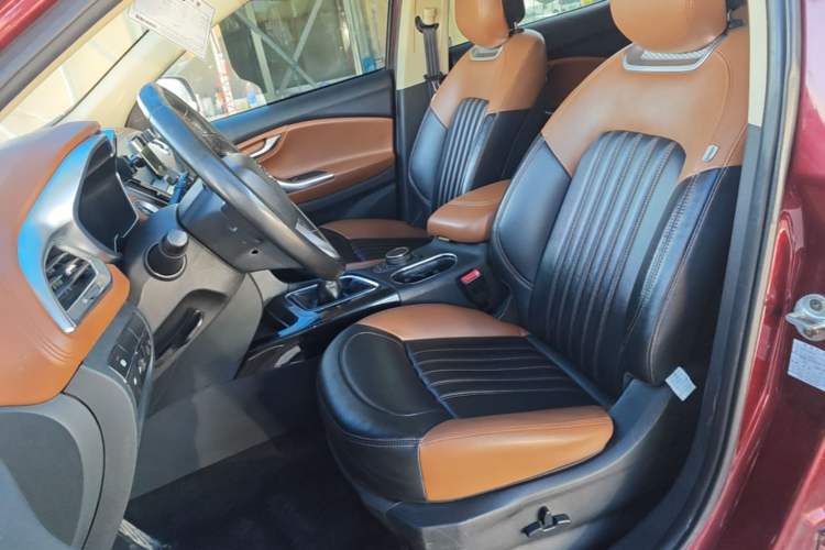 Used Soueast DX7 2015 1.5T Manual Luxury Model Left Front Seat