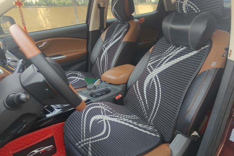 Used Soueast DX7 2015 1.5T Automatic Luxury Model Left Front Seat