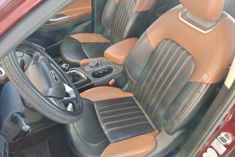 Used Soueast DX7 2015 1.5T Manual Luxury Model Left Front Seat
