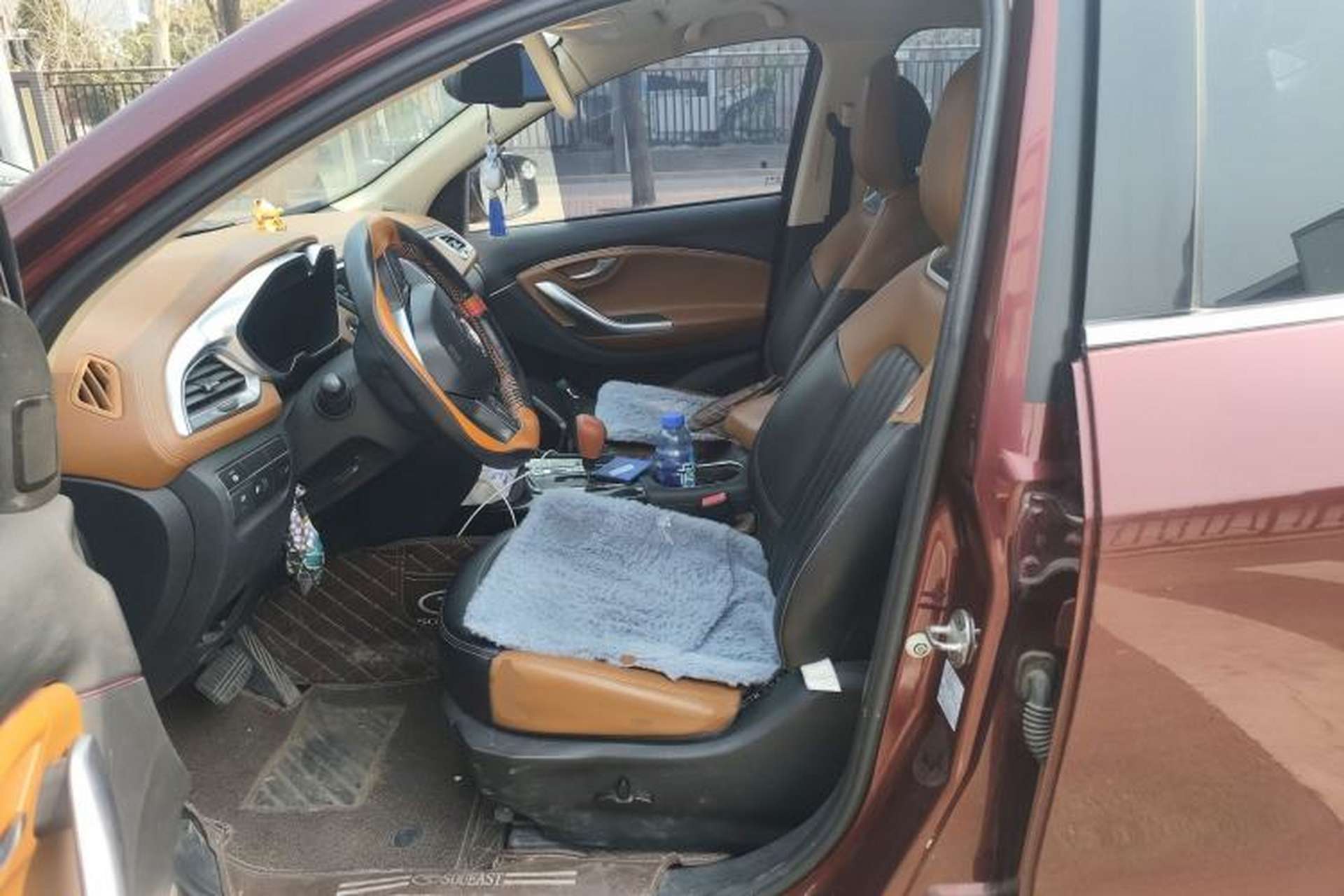 Used Soueast DX7 2015 1.5T Automatic Luxury Model Left Front Seat