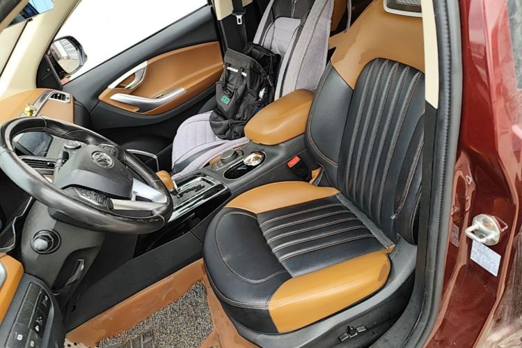 Used Soueast DX7 2015 1.5T Automatic Luxury Model Left Front Seat
