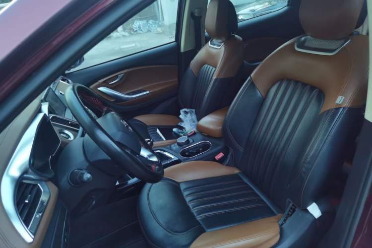 Used Soueast DX7 2015 1.5T Manual Luxury Model Left Front Seat