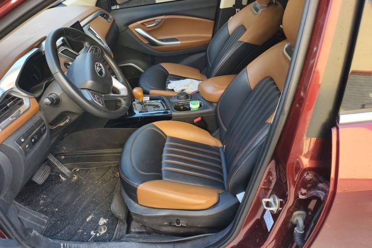 Used Soueast DX7 2015 1.5T Automatic Luxury Model Left Front Seat