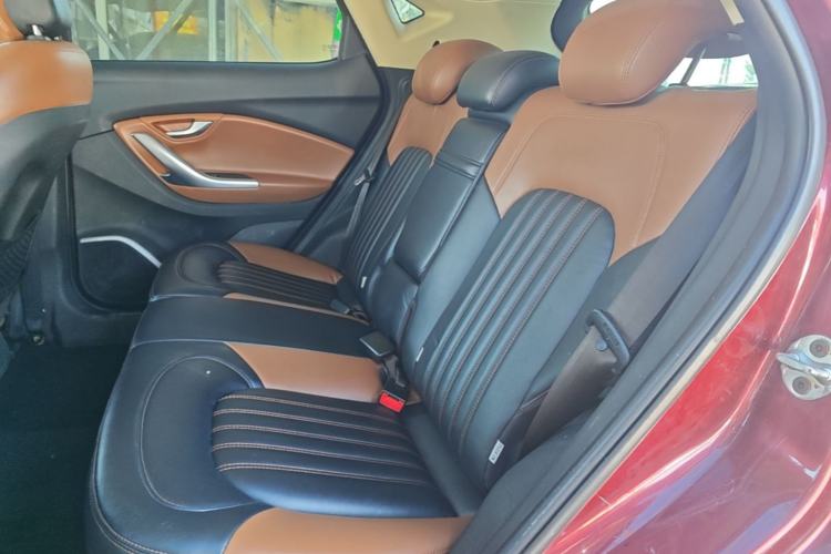 Used Soueast DX7 2015 1.5T Manual Luxury Model Left Rear Seat