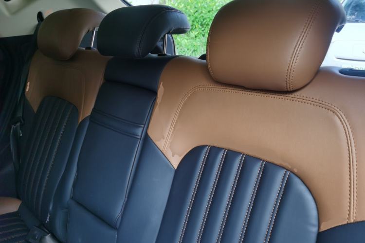 Used Soueast DX7 2015 1.5T Automatic Prestige Model Left Rear Seat