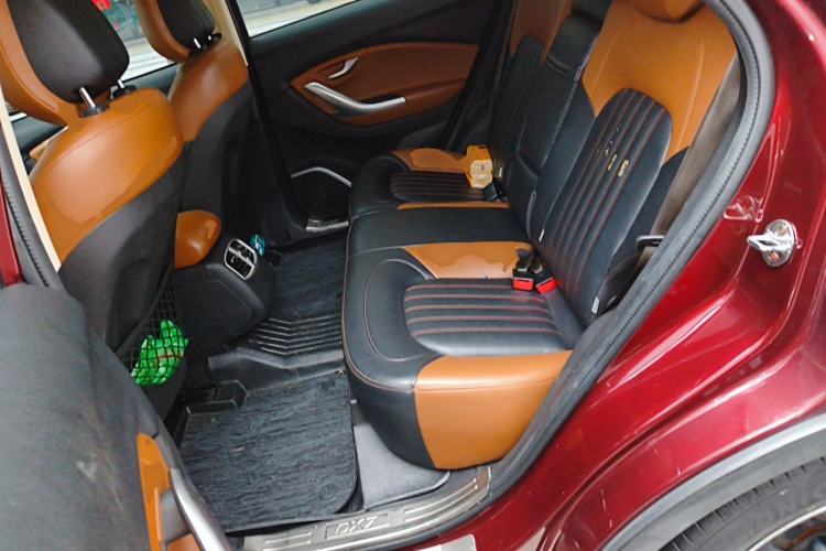 Used Soueast DX7 2015 1.5T Manual Elite Model Left Rear Seat