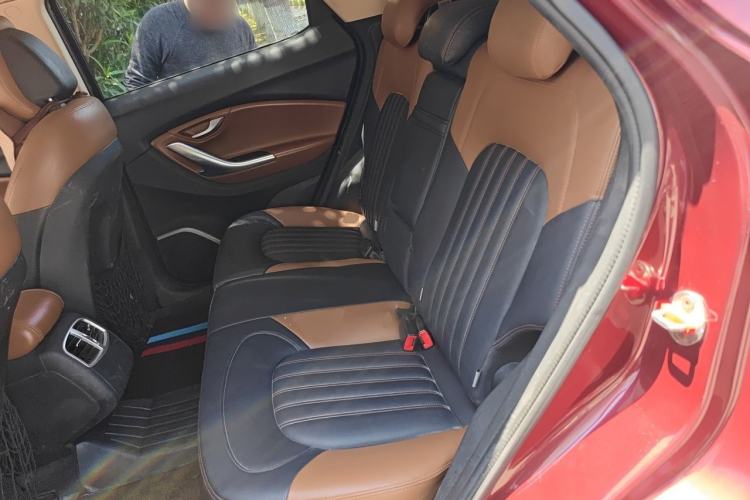 Used Soueast DX7 2015 1.5T Automatic Luxury Model Left Rear Seat