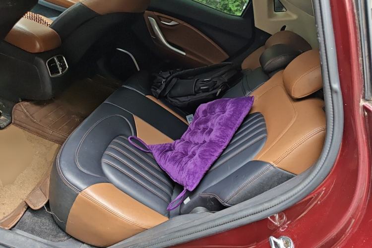 Used Soueast DX7 2015 1.5T Manual Luxury Model Left Rear Seat