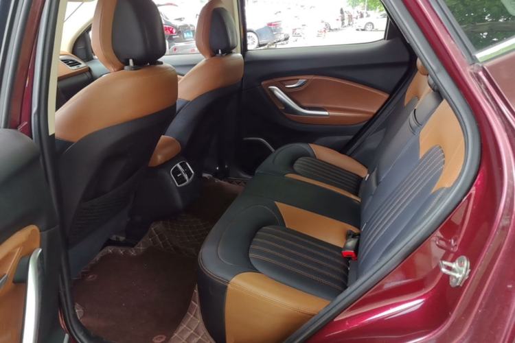 Used Soueast DX7 2015 1.5T Automatic Luxury Model Left Rear Seat