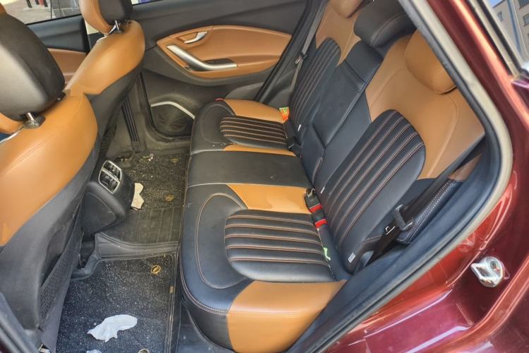 Used Soueast DX7 2015 1.5T Automatic Luxury Model Left Rear Seat