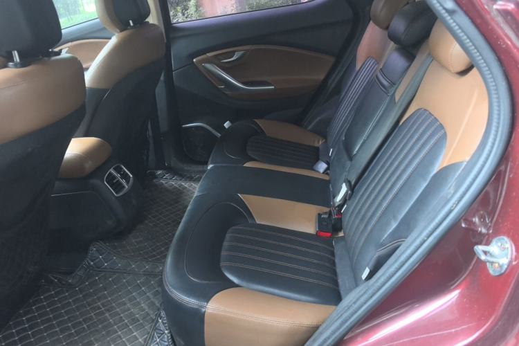 Used Soueast DX7 2015 1.5T Manual Luxury Model Left Rear Seat