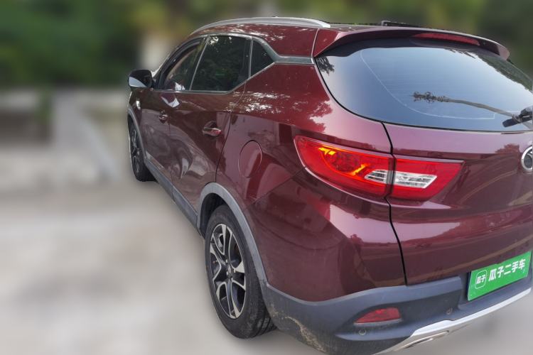 Used Soueast DX7 2015 1.5T Automatic Luxury Model Rear Left 45 Deg