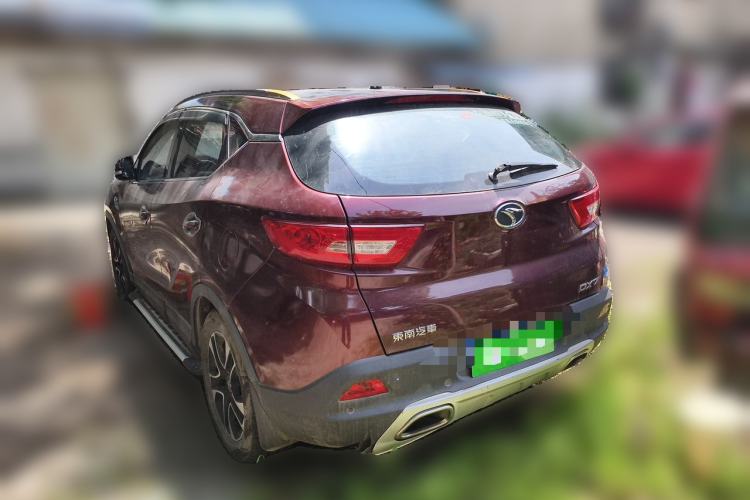 Used Soueast DX7 2015 1.5T Automatic Luxury Model Rear Left 45 Deg