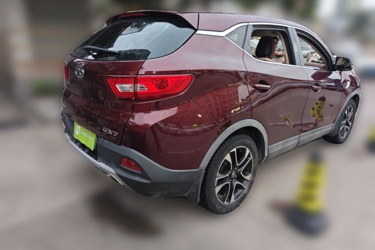 Used Soueast DX7 2015 1.5T Manual Elite Model Rear Right 45 Deg