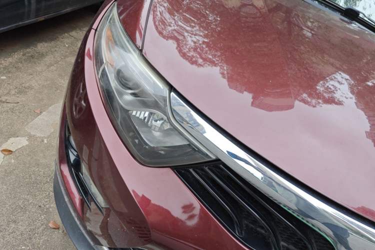 Used Soueast DX7 2015 1.5T Automatic Luxury Model Right Front Headlight