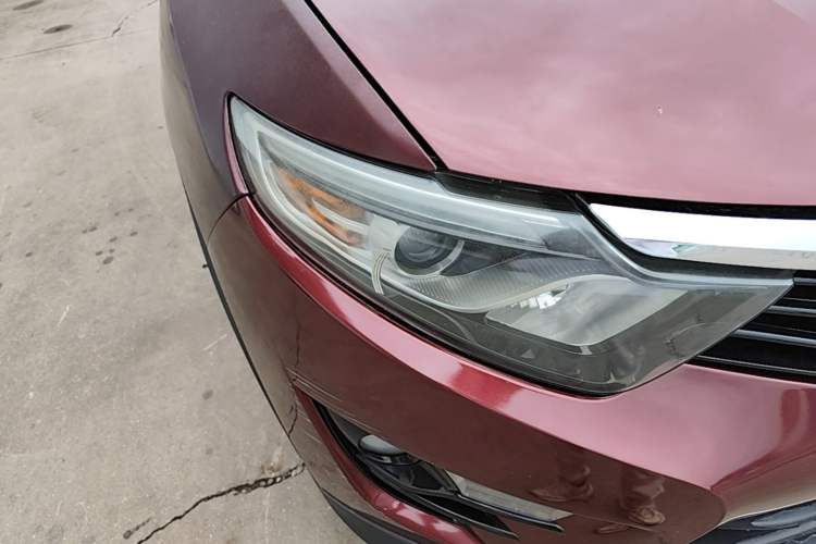 Used Soueast DX7 2015 1.5T Automatic Luxury Model Right Front Headlight