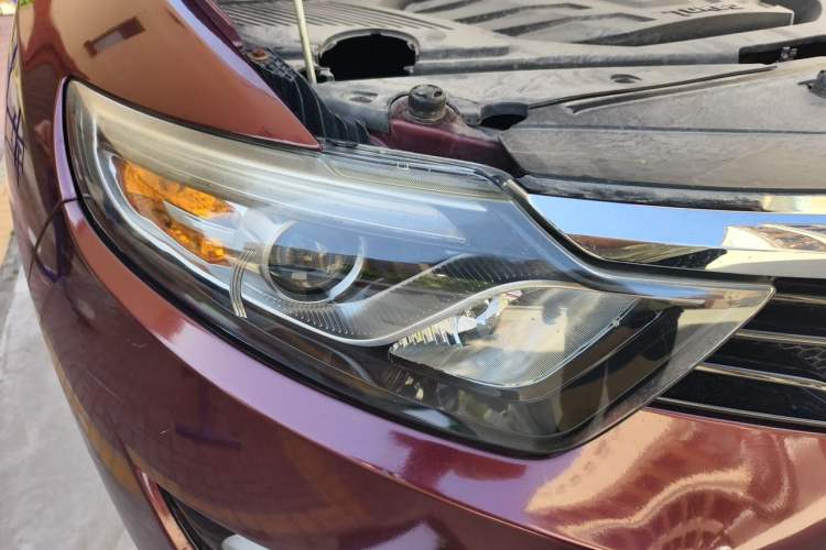 Used Soueast DX7 2015 1.5T Automatic Luxury Model Right Front Headlight