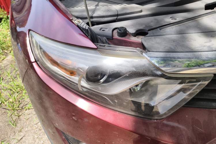 Used Soueast DX7 2015 1.5T Automatic Luxury Model Right Front Headlight
