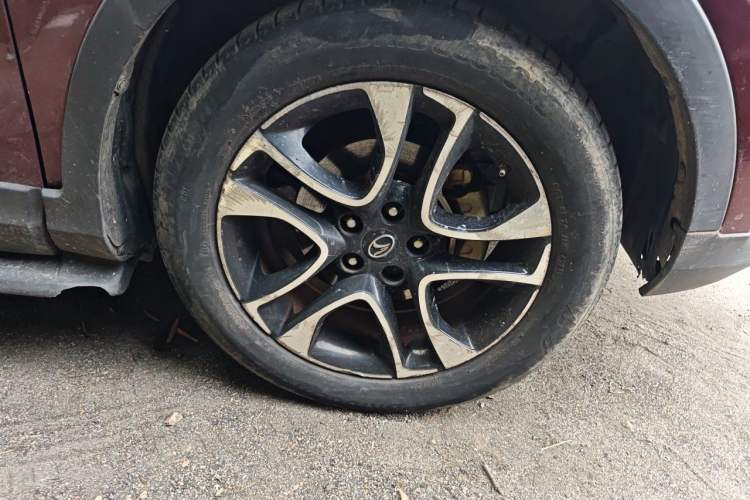 Used Soueast DX7 2015 1.5T Automatic Luxury Model Right Front Wheel Hub
