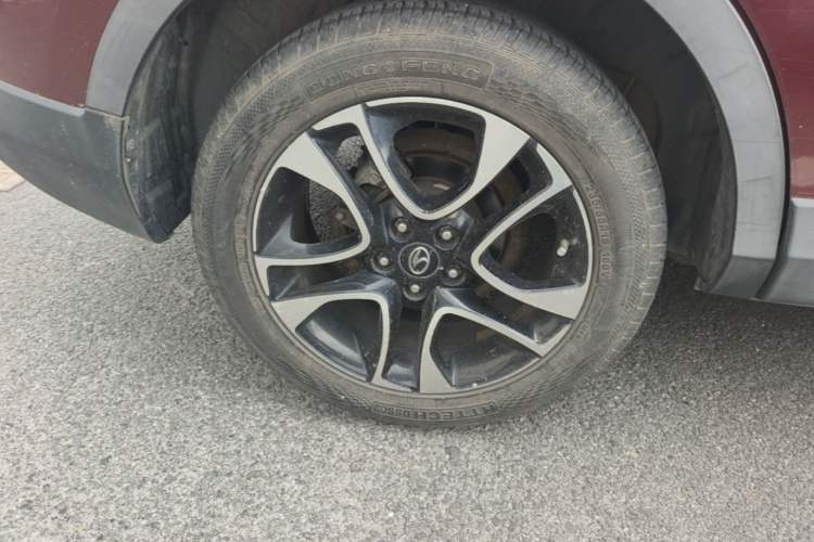 Used Soueast DX7 2015 1.5T Automatic Luxury Model Right Rear Wheel Hub