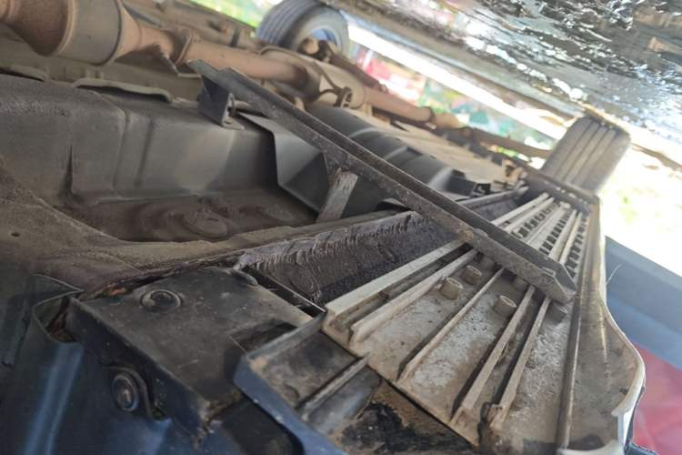 Used Soueast DX7 2015 1.5T Manual Luxury Model Right Side Sill