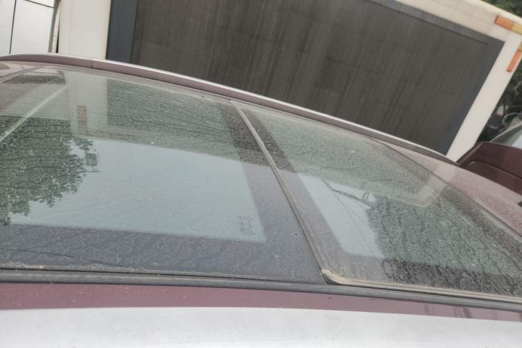 Used Soueast DX7 2015 1.5T Manual Luxury Model Roof