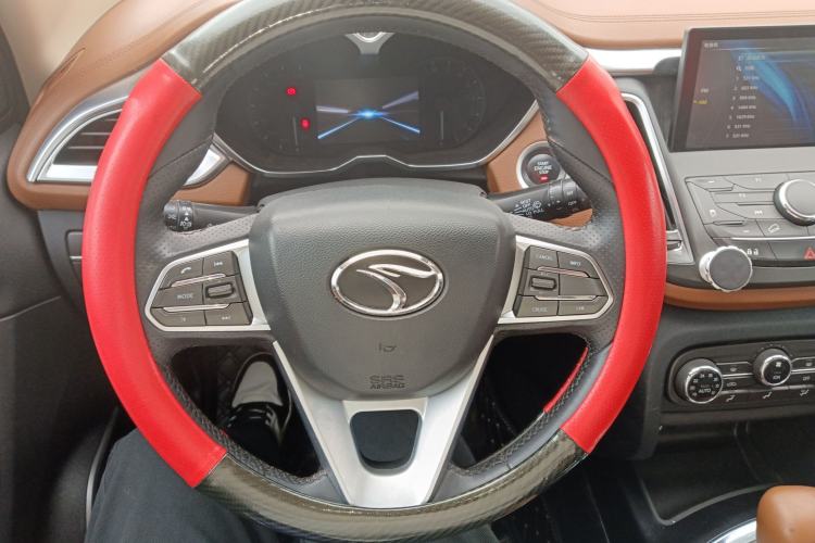 Used Soueast DX7 2015 1.5T Automatic Luxury Model Steering Wheel