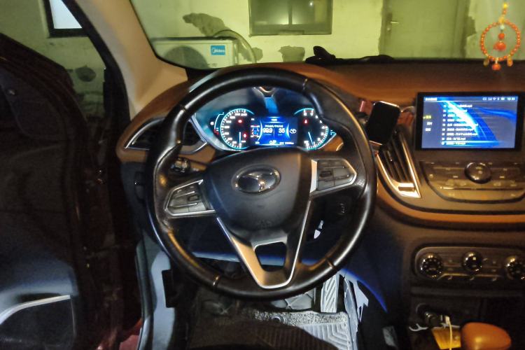 Used Soueast DX7 2015 1.5T Automatic Prestige Model Steering Wheel