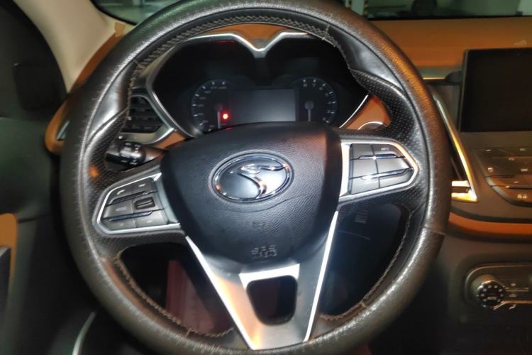 Used Soueast DX7 2015 1.5T Manual Luxury Model Steering Wheel
