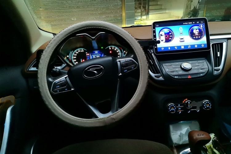 Used Soueast DX7 2015 1.5T Automatic Luxury Model Steering Wheel
