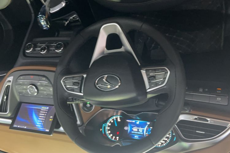 Used Soueast DX7 2015 1.5T Automatic Luxury Model Steering Wheel