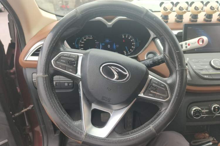 Used Soueast DX7 2015 1.5T Automatic Luxury Model Steering Wheel