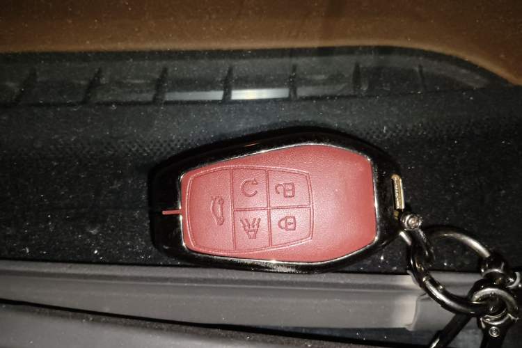 Used Soueast DX7 2015 1.5T Automatic Prestige Model Vehicle Key