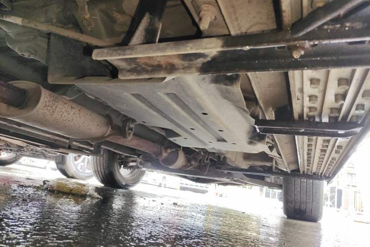 Used Soueast DX7 2015 1.5T Automatic Luxury Model Chassis Rear Right