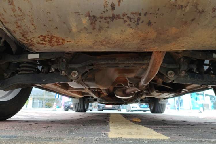 Used Soueast DX7 2015 1.5T Manual Luxury Model Chassis Rear