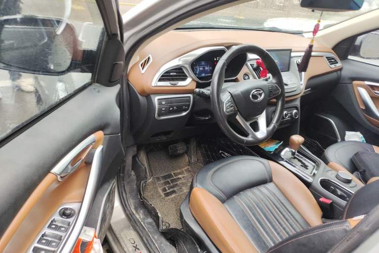 Used Soueast DX7 2015 1.5T Automatic Luxury Model Driver Seat