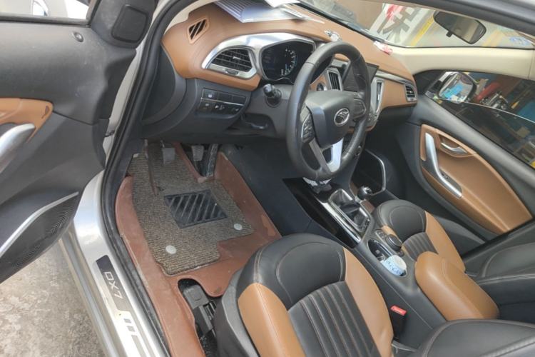 Used Soueast DX7 2015 1.5T Manual Luxury Model Driver Seat