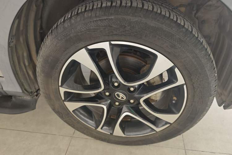 Used Soueast DX7 2015 1.5T Manual Luxury Model Exterior 3