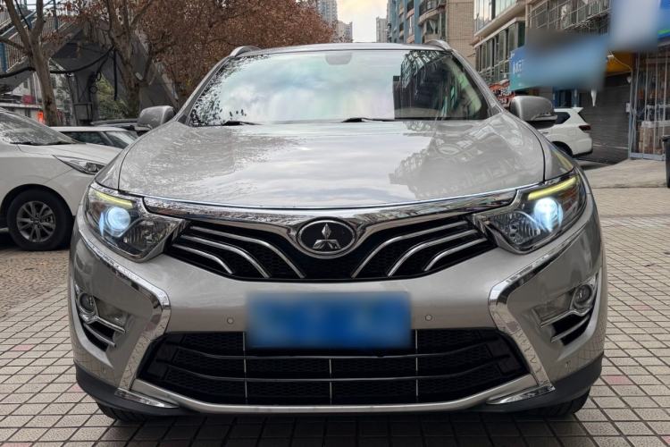 Used Soueast DX7 2015 1.5T Automatic Prestige Model Front
