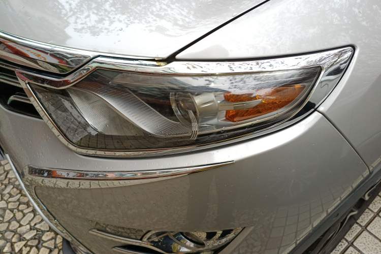 Used Soueast DX7 2015 1.5T Automatic Prestige Model Left Front Headlight