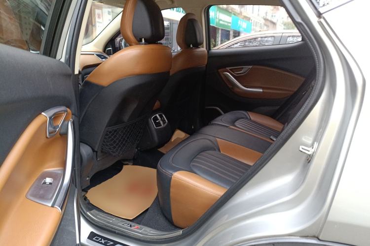 Used Soueast DX7 2015 1.5T Automatic Prestige Model Left Rear Seat