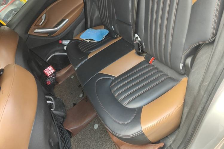Used Soueast DX7 2015 1.5T Manual Luxury Model Left Rear Seat