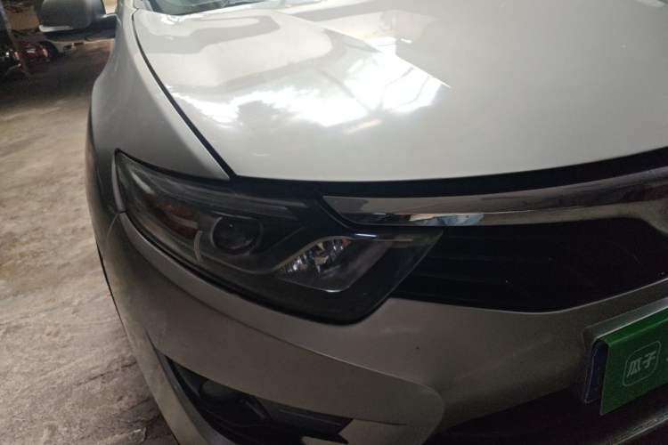 Used Soueast DX7 2015 1.5T Manual Luxury Model Right Front Headlight