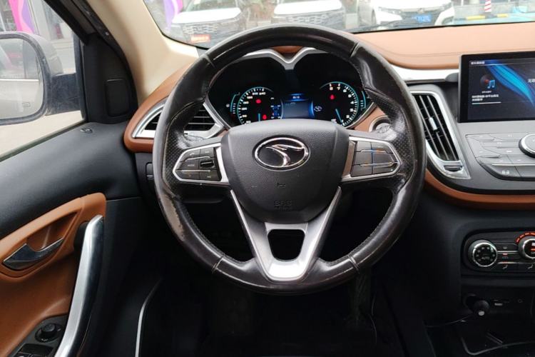 Used Soueast DX7 2015 1.5T Manual Luxury Model Steering Wheel