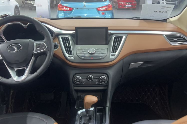 Used Soueast DX7 2015 1.5T Automatic Prestige Model Audio And AC Panel