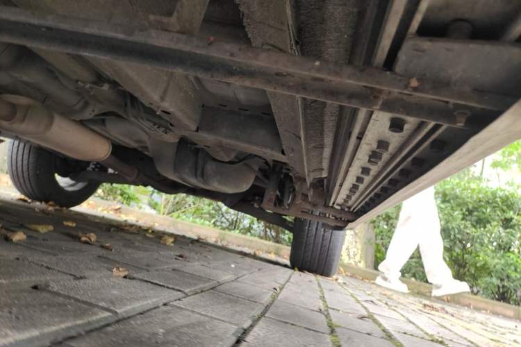 Used Soueast DX7 2015 1.5T Automatic Prestige Model Chassis Front Left
