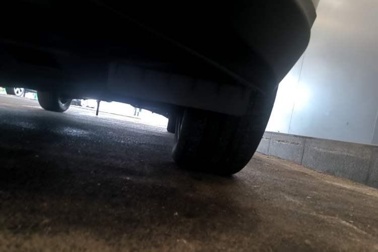 Used Soueast DX7 2015 1.5T Automatic Prestige Model Chassis Front Left