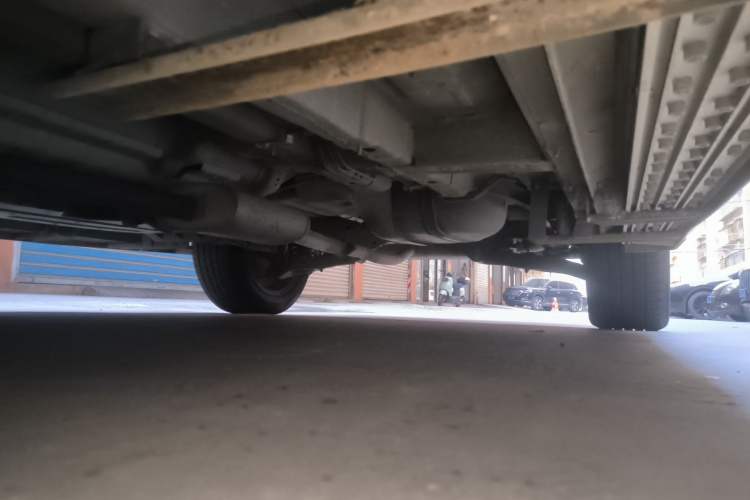 Used Soueast DX7 2015 1.5T Manual Elite Model Chassis Front Left