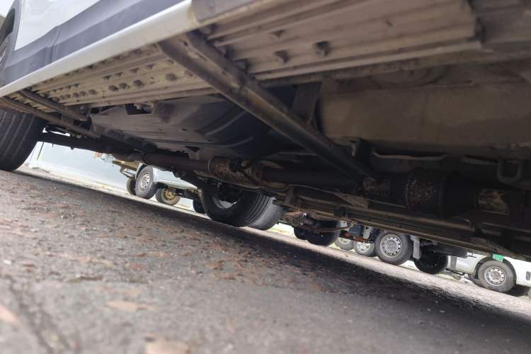 Used Soueast DX7 2015 1.5T Manual Luxury Model Chassis Front Right