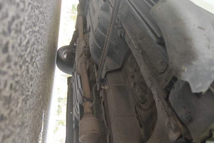 Used Soueast DX7 2015 1.5T Automatic Prestige Model Chassis Front Right